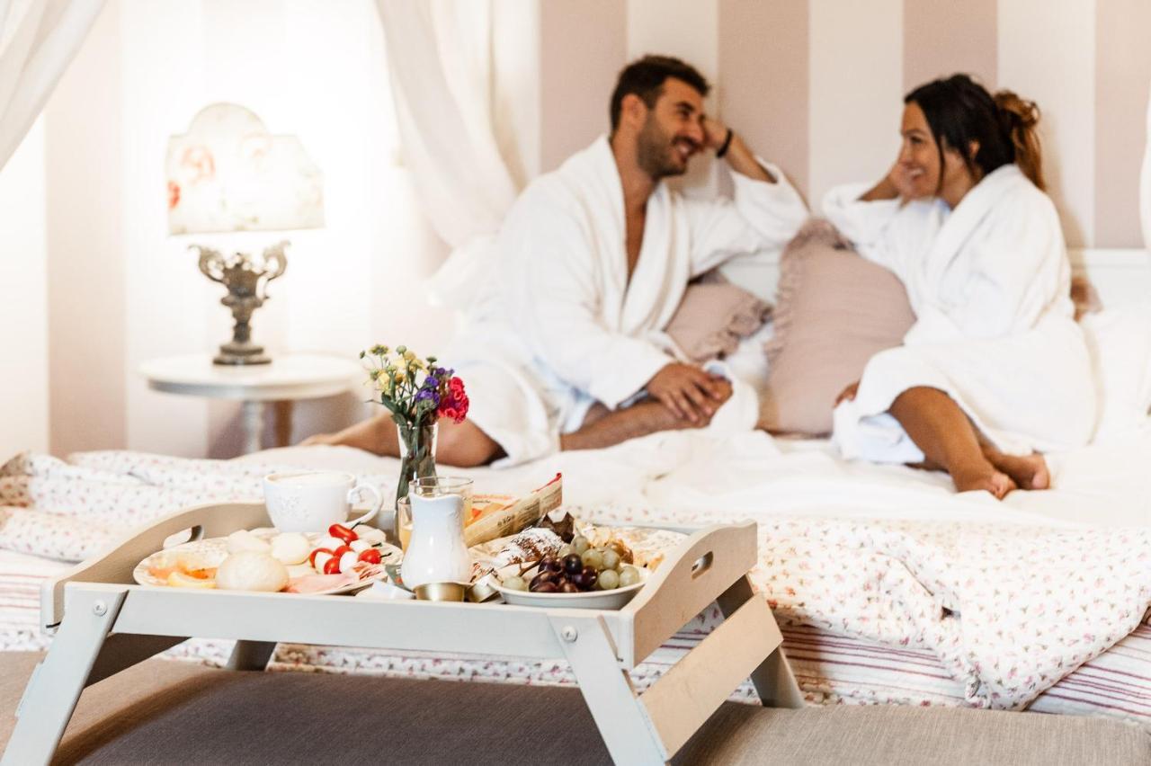 Giardino Della Pieve Relais- Adult Only Hotel กาสชินา ภายนอก รูปภาพ