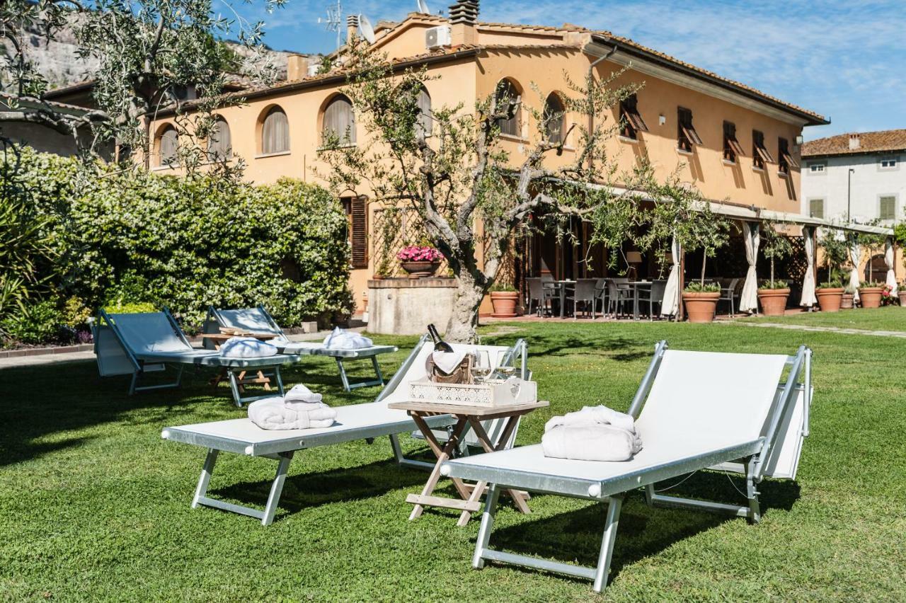 Giardino Della Pieve Relais Hotel กาสชินา ภายนอก รูปภาพ